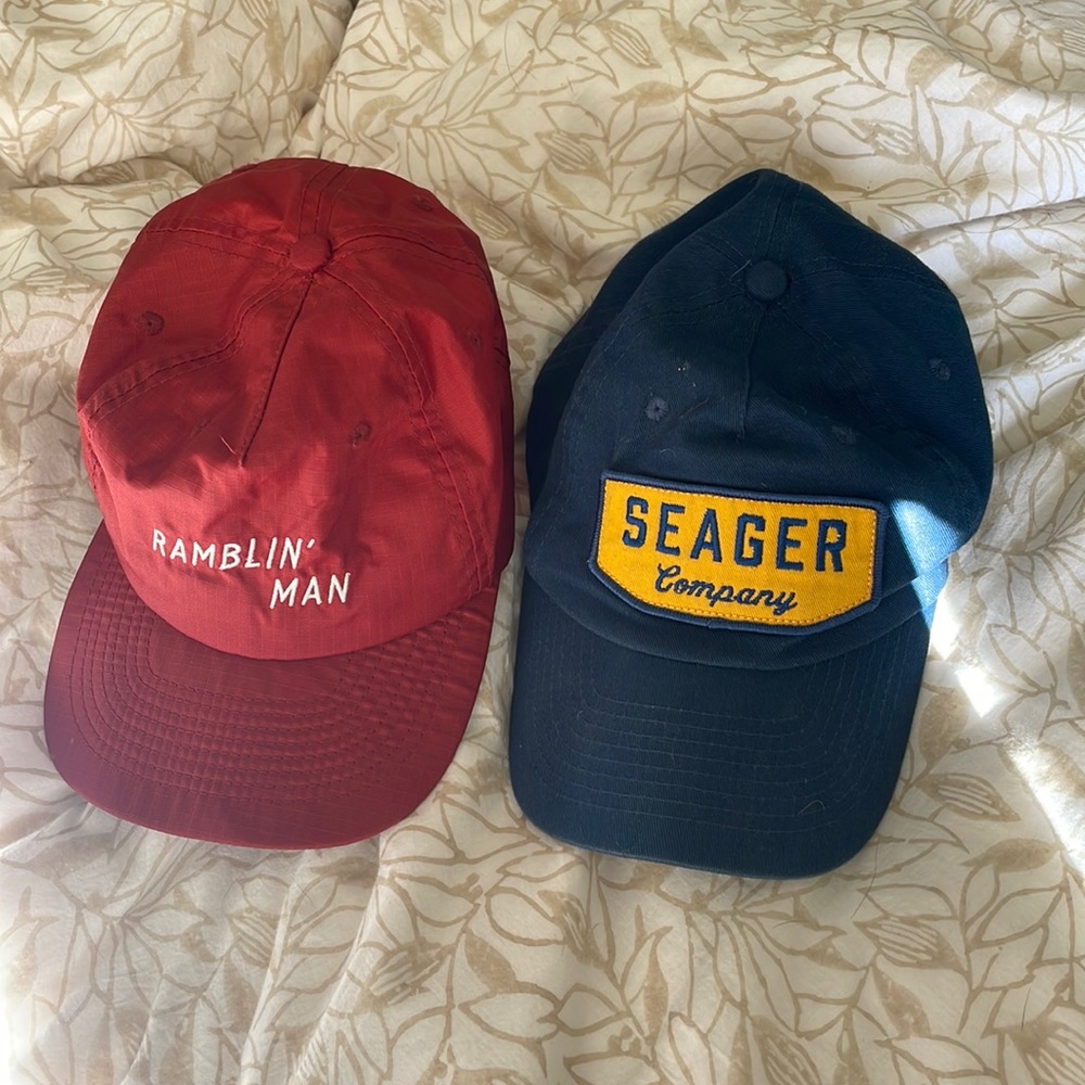 2 Seager hats